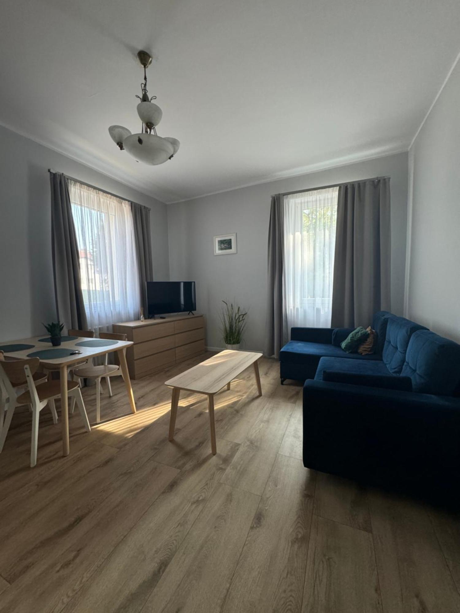 Inowrocław Jesion酒店 外观 照片
